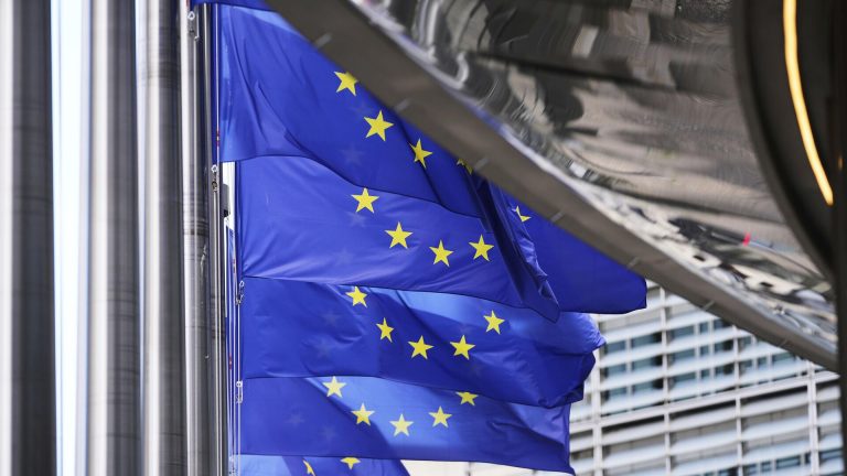 Евросоюз принял девятнадцатый пакет санкций против России