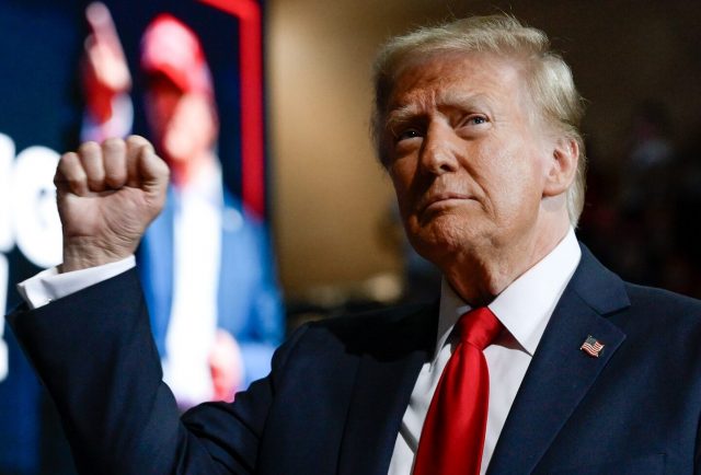 Трампам могут запретить торговать криптовалютой