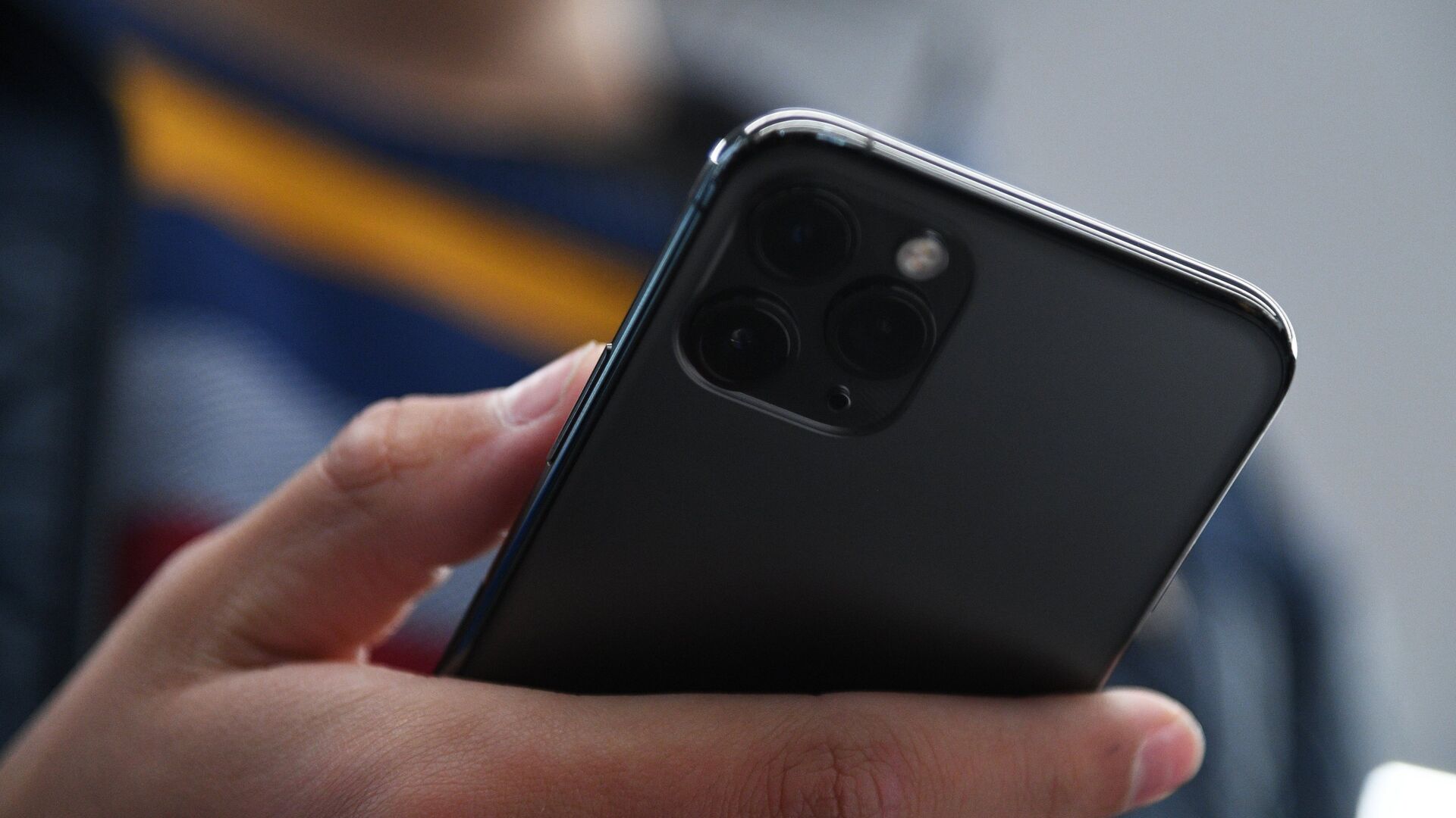 Мошенники рассылают россиянам сообщения с фишинговой ссылкой на фото с целью кражи денег