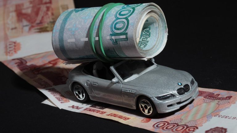 Эксперт Беляков назвал долгосрочные сбережения альтернативой вкладам