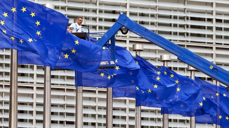 JW: расходы по займу ЕС для Украины лягут на налогоплательщиков