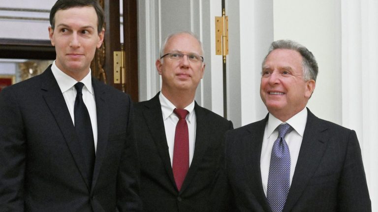 Джонсон: визит Уиткоффа поставил Украину в неудобное положение перед Трампом