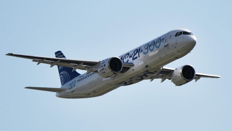 Минпромторг: МС-21 абсолютно конкурентоспособен и обладает коммерческим потенциалом