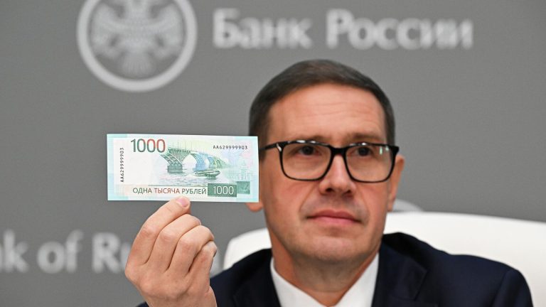 Белов: новая купюра в 1000 рублей выйдет в обращение в конце 2026 года