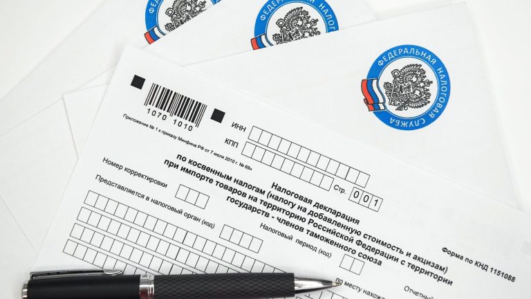 Юрист Болдинова объяснила порядок действий при списании налогов без суда