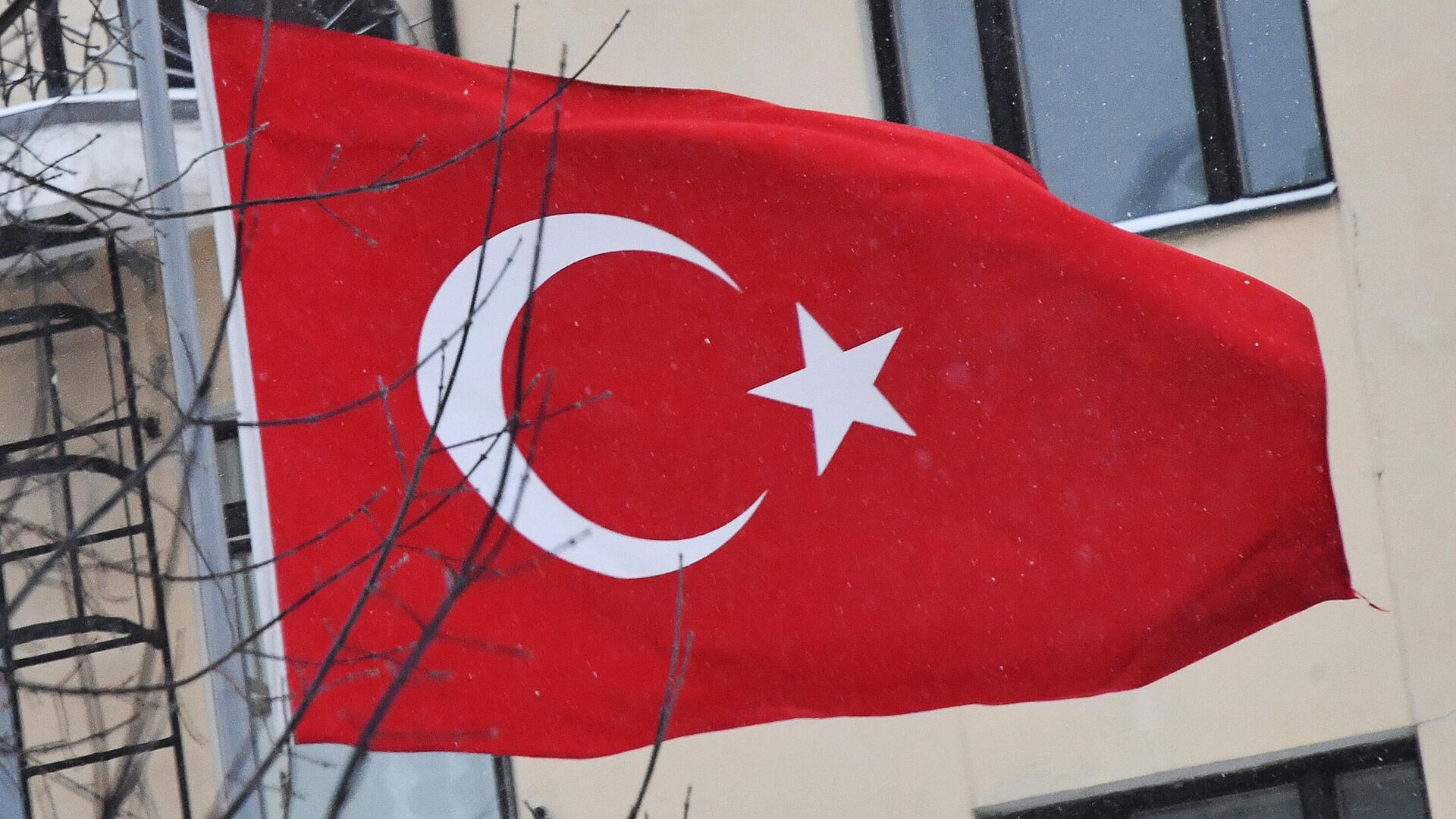 Глава ЦБ Турции Карахан надеется на продолжение дезинфляции в стране