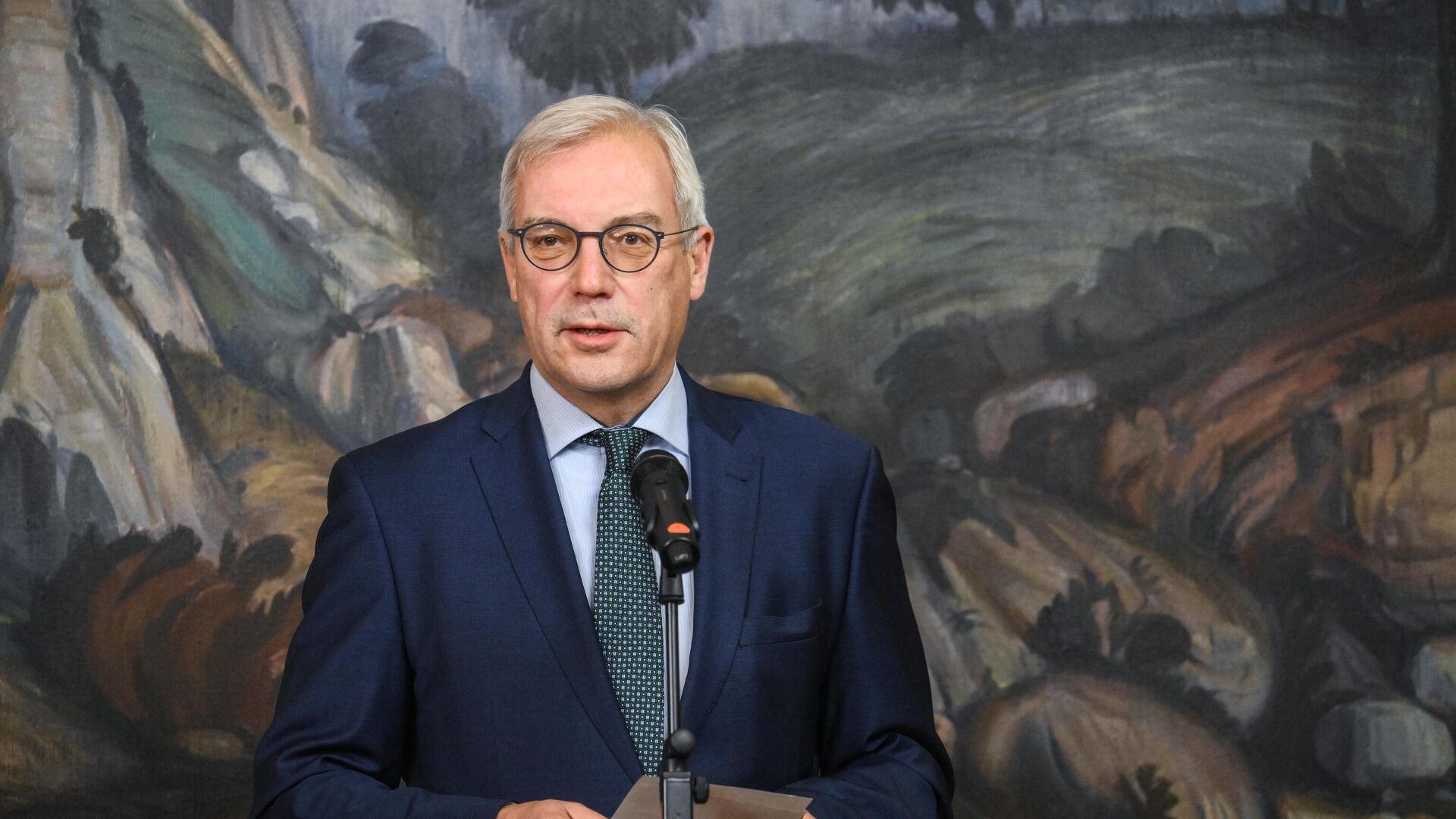 Грушко: потери Евросоюза от свертывания связей с Россией составляют 1,5 триллиона евро