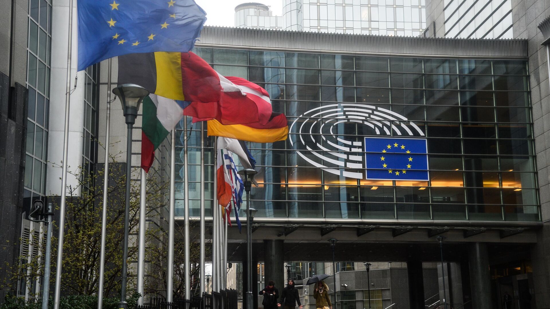 Постпреды стран ЕС ускоренно готовят кредит Киеву на 90 млрд евро