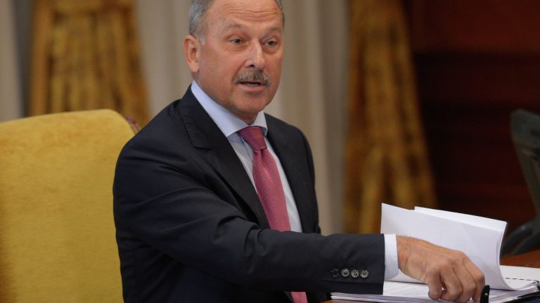 Минфин США снял санкции с экс-председателя Внешэкономбанка Владимира Дмитриева