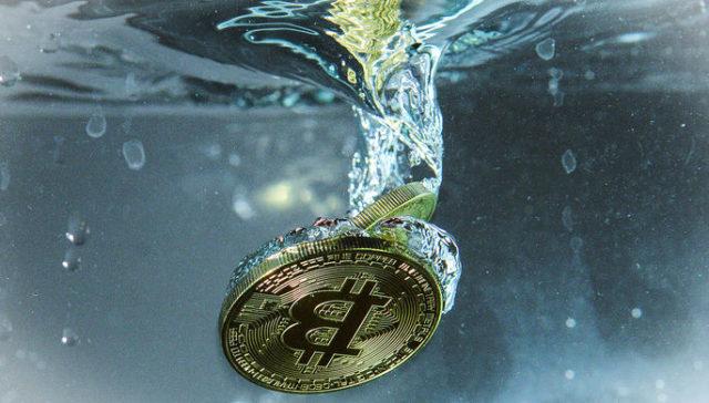 Мнение: «Биткоин вышел в соленый океан»