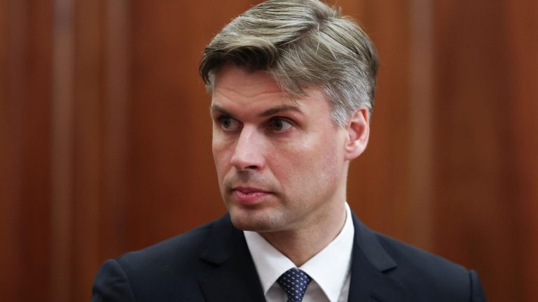 Баканов: объем инвестиций в проект «Новый старт» составит 600 млрд рублей